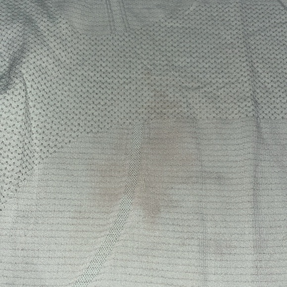 Lululemon long sleeve top - Picture 2 of 3